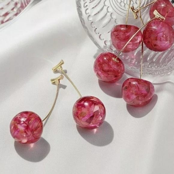 ANTHROPOLOGIE MARBLED FLORAL EARRINGS - Picture 4 of 4